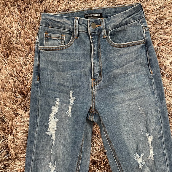 Fashion Nova Jeans - Picture 5 of 14